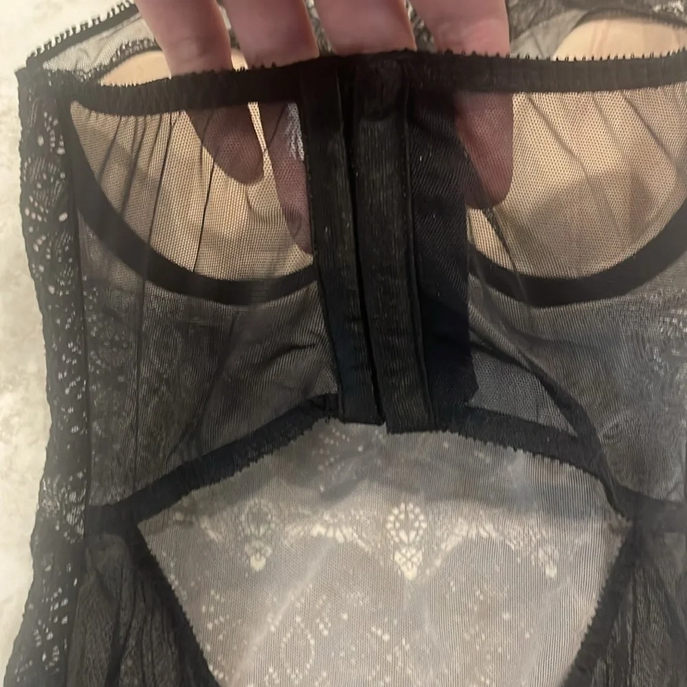 Victoria's Secret Women's Black and Cream Corset Halter Sheer Lace w garters